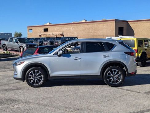 Used 2018 MAZDA CX-5 Touring image 9