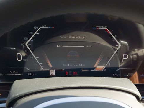 New 2026 BMW X7 xDrive40i w/ Executive Package image 15