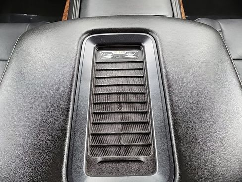 Used 2016 Chevrolet Suburban LTZ AWD/4WD image 21