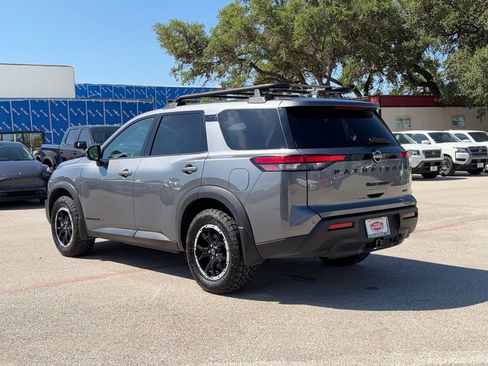 Used 2025 Nissan Pathfinder Rock Creek AWD/4WD image 6