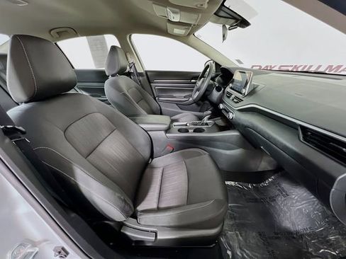 Used 2022 Nissan Altima 2.5 S image 35