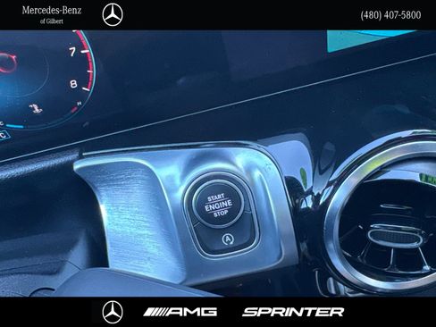 Certified 2022 Mercedes-Benz GLB 250 image 31