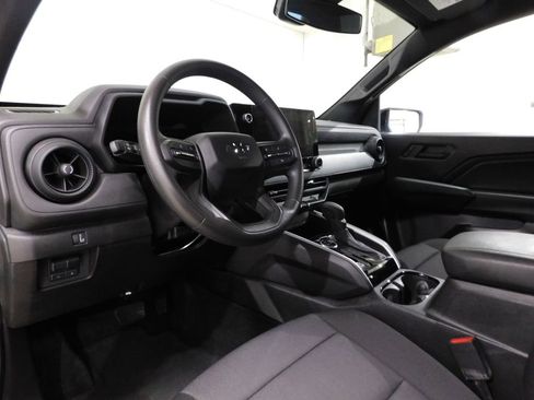 Used 2024 Chevrolet Colorado Trail Boss w/ Safety Package AWD/4WD image 30