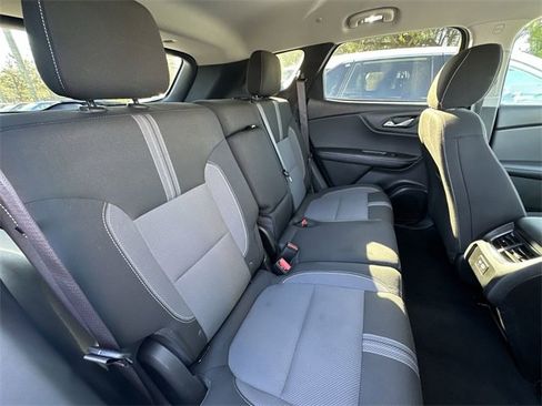 Used 2025 Chevrolet Blazer LT image 26