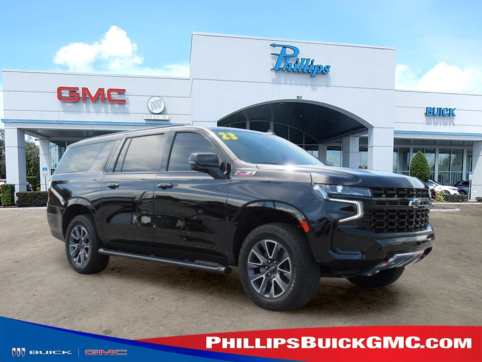 Used 2023 Chevrolet Suburban Z71 w/ Luxury Package AWD/4WD image 1