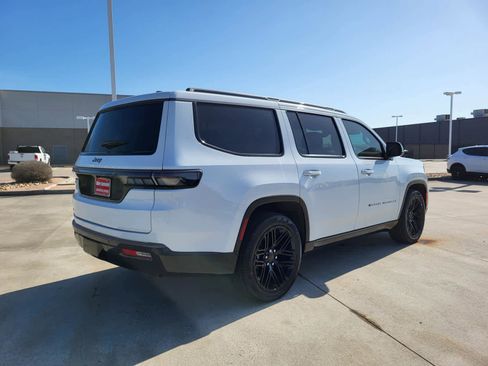 New 2026 Jeep Grand Wagoneer Limited image 6