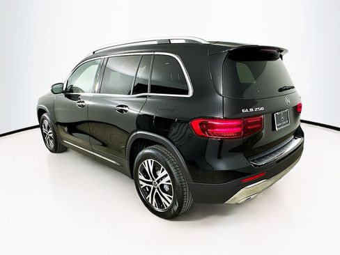 Certified 2025 Mercedes-Benz GLB 250 4MATIC image 5