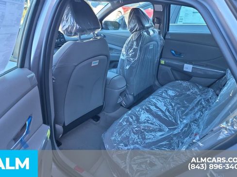 Certified 2026 Hyundai Elantra Sport FWD image 17