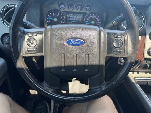 Used 2016 Ford F350 Lariat w/ Lariat Ultimate Package AWD/4WD image 24