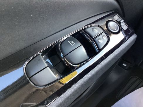 Used 2025 Nissan Altima 2.5 SR AWD/4WD image 20