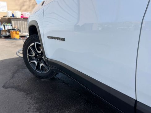 Used 2024 Jeep Compass Trailhawk image 30