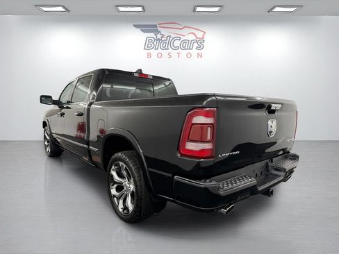 Used 2022 RAM 1500 Limited w/ Body-Colour Bumper Group AWD/4WD image 3