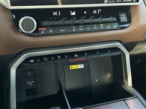 Used 2024 Toyota Tundra 1794 Edition image 20