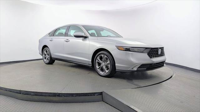 Used 2024 Honda Accord EX image 11