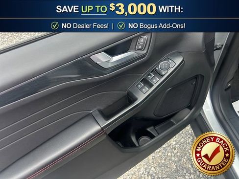 Used 2024 Ford Escape ST-Line w/ Tech Pack #1 FWD image 16