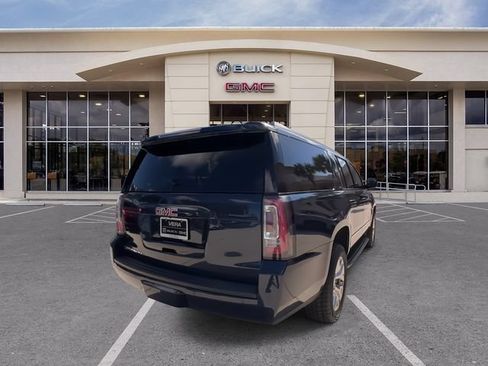 Certified 2020 GMC Yukon XL SLT w/ HD Trailering Package RWD image 13