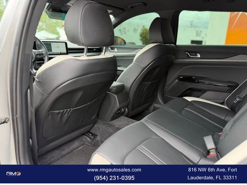 Used 2025 Kia K5 GT-Line AWD/4WD image 16
