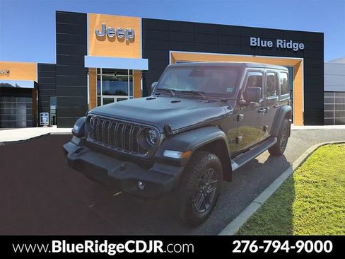 Used 2026 Jeep Wrangler Unlimited Sport AWD/4WD image 1