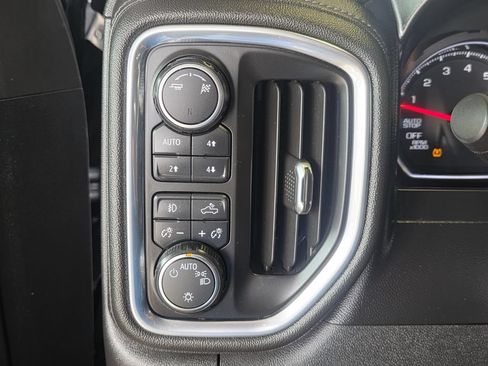 Used 2019 Chevrolet Silverado 1500 LT Trail Boss w/ Convenience Package AWD/4WD image 21