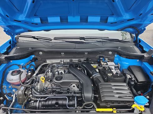 Certified 2024 Volkswagen Taos SE AWD/4WD image 33