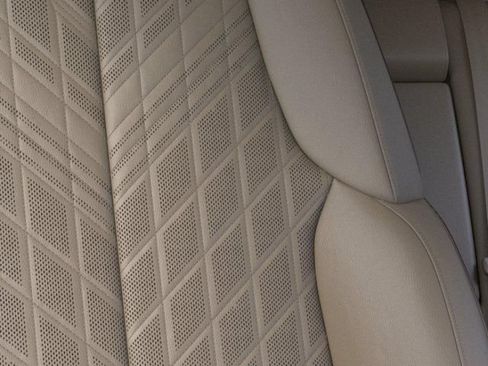 New 2026 Cadillac Lyriq Signature Luxury w/ Nappa Leather Package RWD image 21
