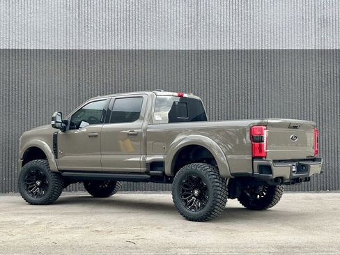 New 2026 Ford F250 Lariat w/ Black Appearance Package image 3