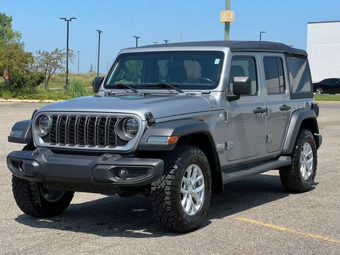 Used 2020 Jeep Wrangler Unlimited Sport S AWD/4WD image 36