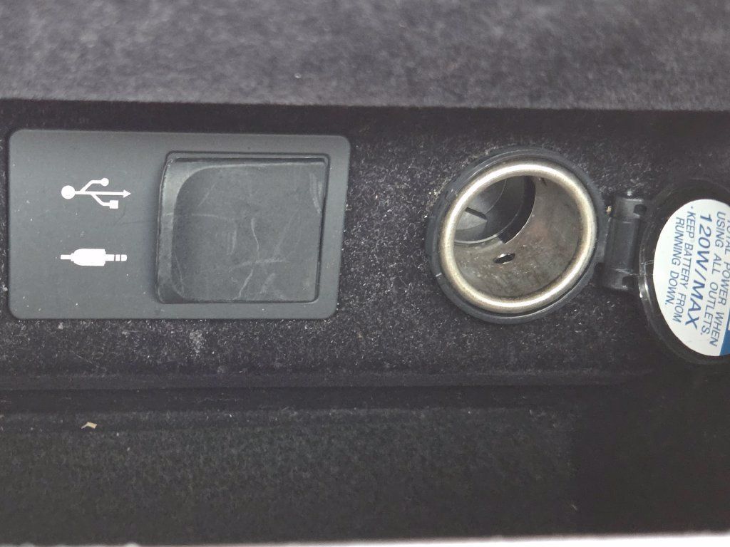 Used 2013 Lexus ES 300h w/ Luxury Pkg FWD image 15