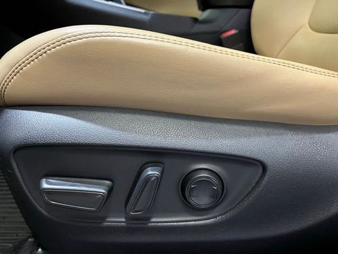 Certified 2022 Toyota RAV4 Limited image 14