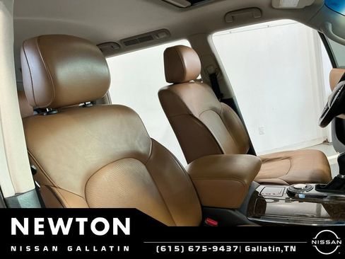 Used 2016 INFINITI QX80 2WD w/ Signature Edition Package image 19