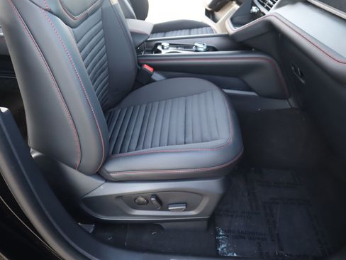 New 2026 Ford Explorer ST-Line w/ ST-Line Street Pack AWD/4WD image 15