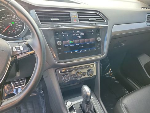 Used 2021 Volkswagen Tiguan SE R-Line FWD image 22