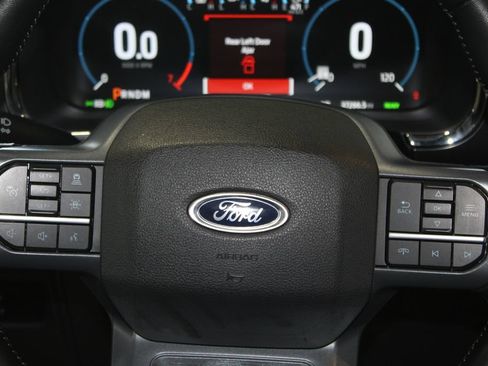 Used 2023 Ford F150 Lariat w/ Equipment Group 502A High AWD/4WD image 14
