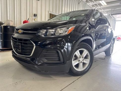 Used 2020 Chevrolet Trax LS FWD image 29