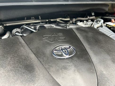 Used 2020 Toyota Highlander Limited AWD/4WD image 31