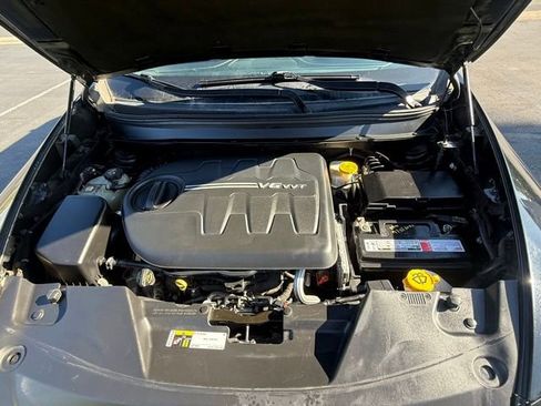 Used 2017 Jeep Cherokee Latitude image 29