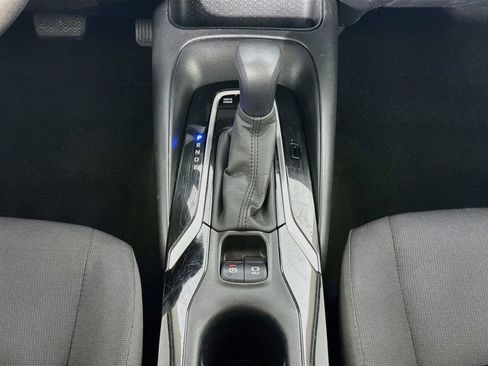 Used 2020 Toyota Corolla LE FWD image 34