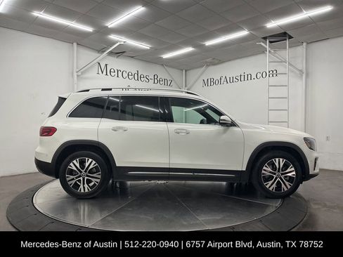 Used 2024 Mercedes-Benz GLB 250 image 9