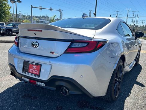 Certified 2024 Toyota GR86 Premium RWD image 5