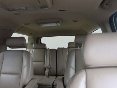 Used 2009 GMC Yukon XL Denali image 10