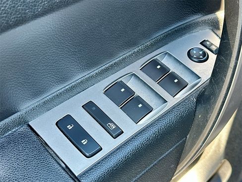 Used 2013 Chevrolet Silverado 1500 LT image 16