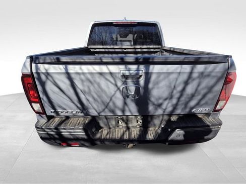 Used 2017 Honda Ridgeline RTL-E image 9