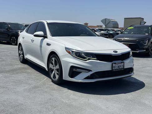 Used 2020 Kia Optima S FWD image 10