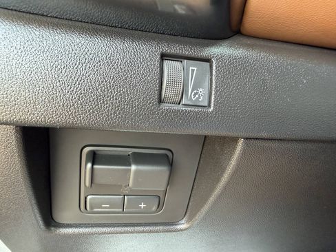 Used 2026 GMC Canyon AT4 w/ Nightfall Essentials Package AWD/4WD image 19