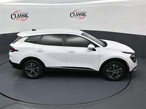 Used 2024 Kia Sportage EX image 22