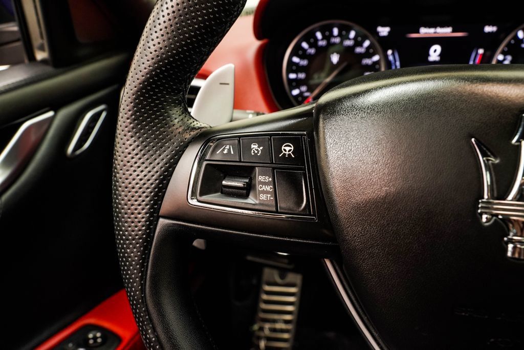 Used 2022 Maserati Ghibli Trofeo RWD image 37