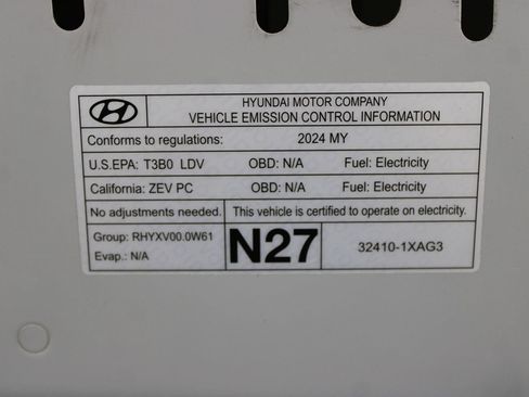 Used 2024 Hyundai Ioniq 5 SE RWD image 13