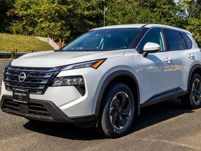 New 2026 Nissan Rogue SV w/ Cold Weather Package