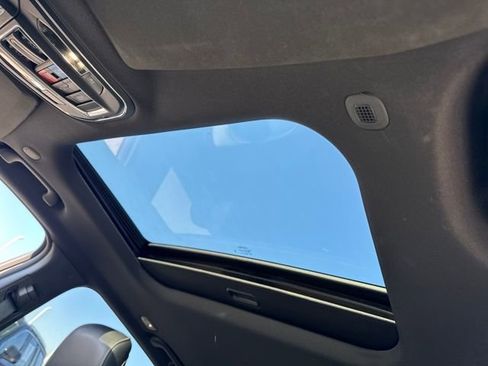 Used 2024 Jeep Grand Cherokee Altitude image 16