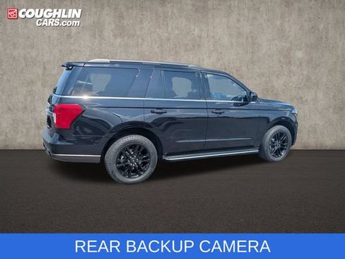 Used 2023 Ford Expedition XLT AWD/4WD image 9